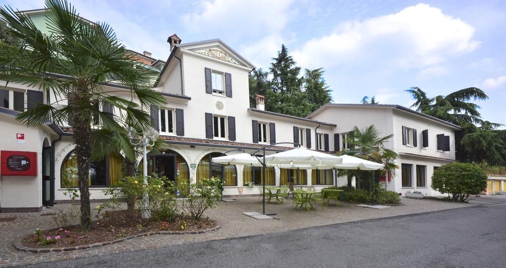 Hotel Ristorante La Grotta Castiglione Delle Stiviere Exteriör bild