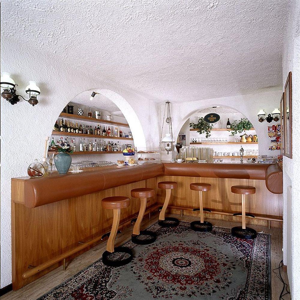 Hotel Ristorante La Grotta Castiglione Delle Stiviere Exteriör bild