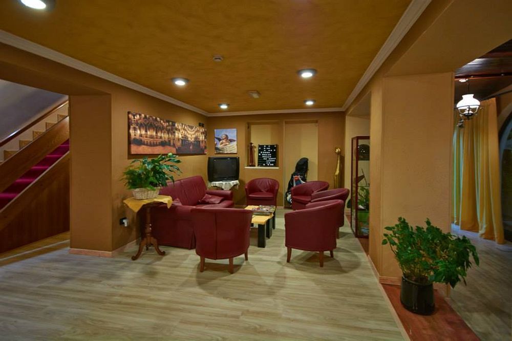 Hotel Ristorante La Grotta Castiglione Delle Stiviere Exteriör bild